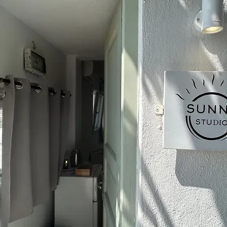 Sunny New Port Mykonos