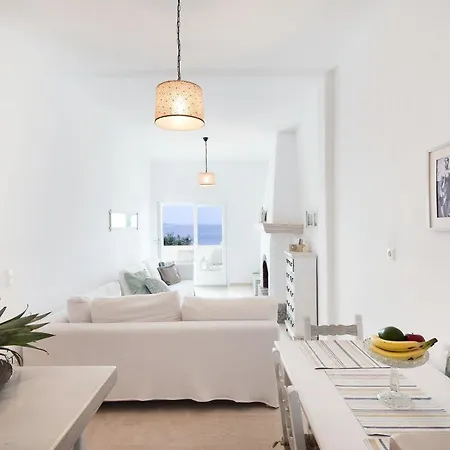 בית הארחה Sunny New Port Mykonos 3*