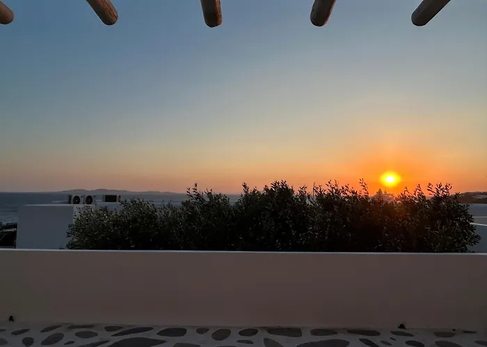 Konukevi Sunny New Port Mykonos