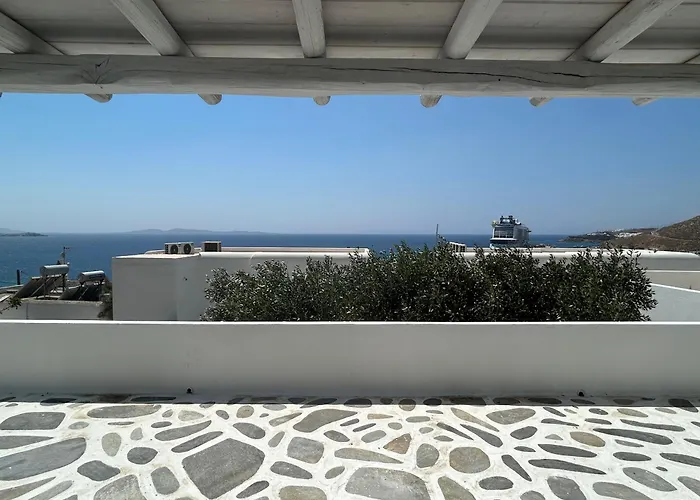 Sunny New Port Mykonos Konukevi Tourlos