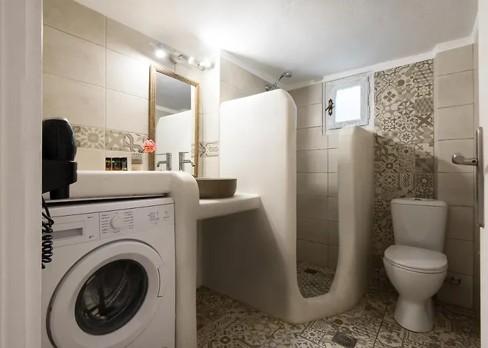 Konukevi Sunny New Port Mykonos