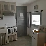 Sunny New Port Mykonos 3*