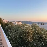 Sunny New Port Mykonos Tourlos